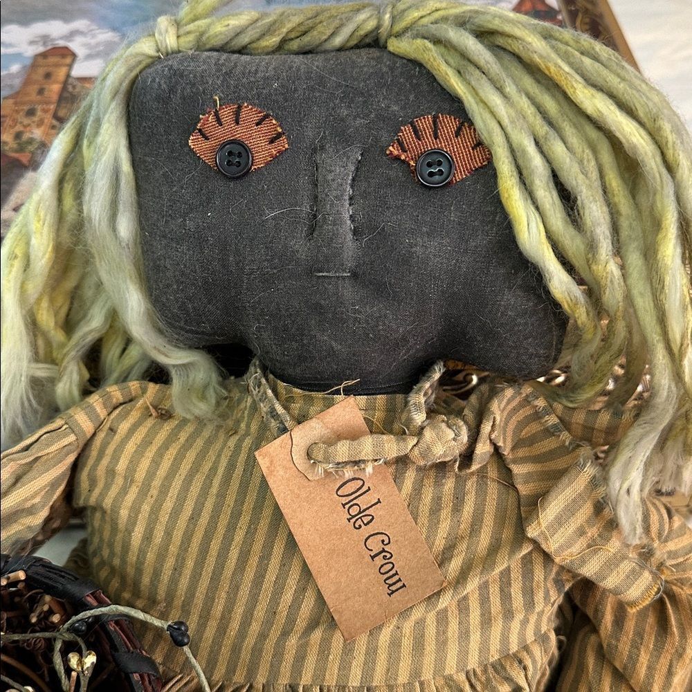 Doll Chloe Hand Crafted Rustic Folk with Black Basket Old Crow - Picture 2 of 10